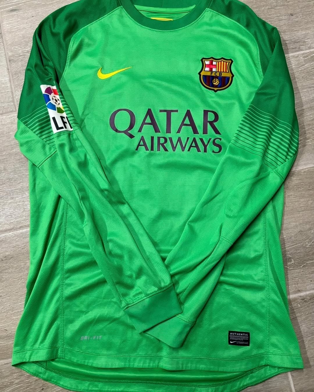 FC Barcelona 2013-14 GK Fourth Kit