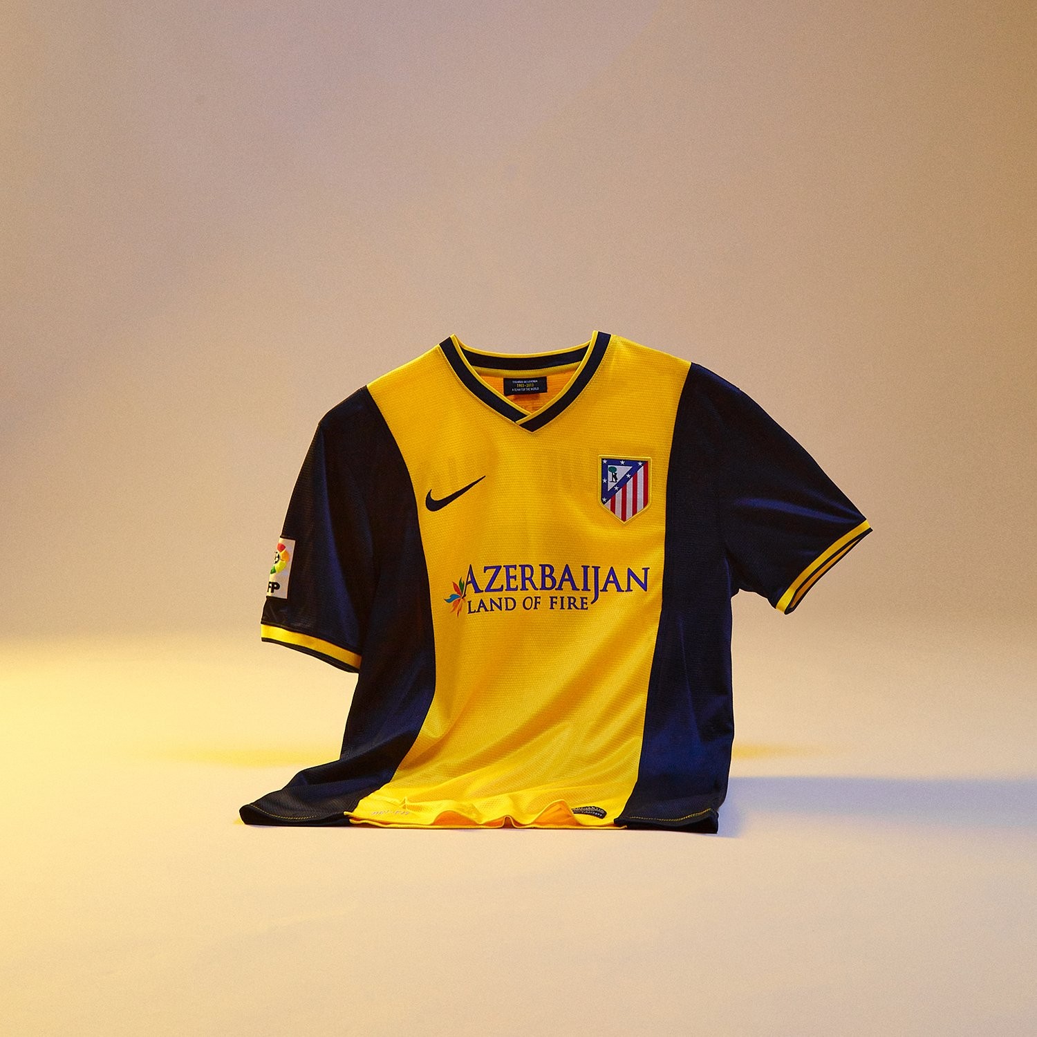Atlético Madrid 2013-14 Away Kit