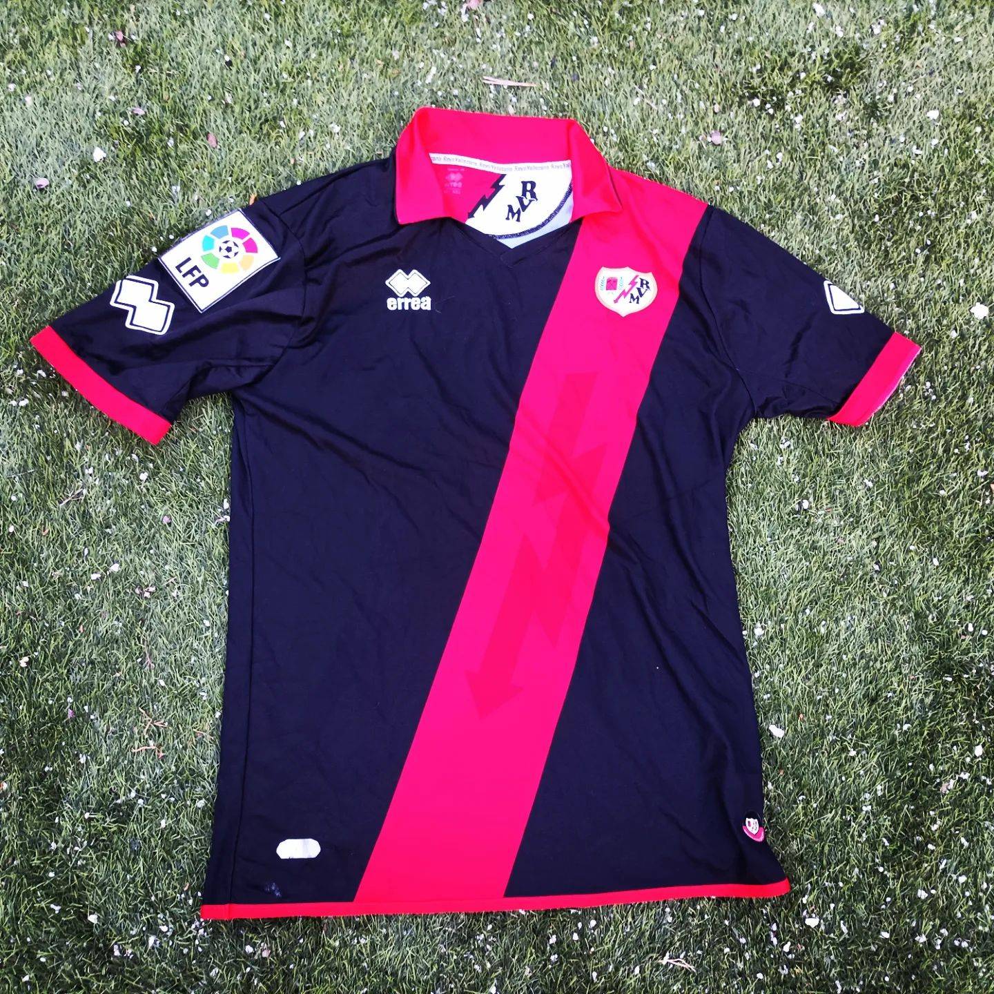 Rayo Vallecano 2013-14 Away Kit