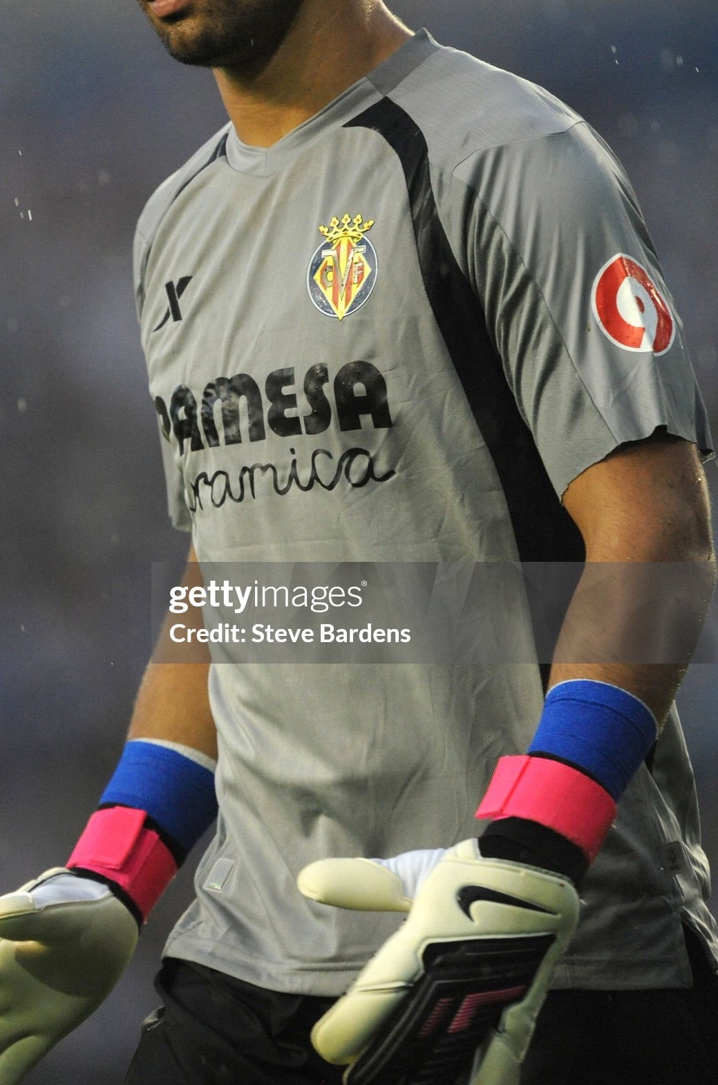 Villarreal CF 2013-14 GK 2 Kit