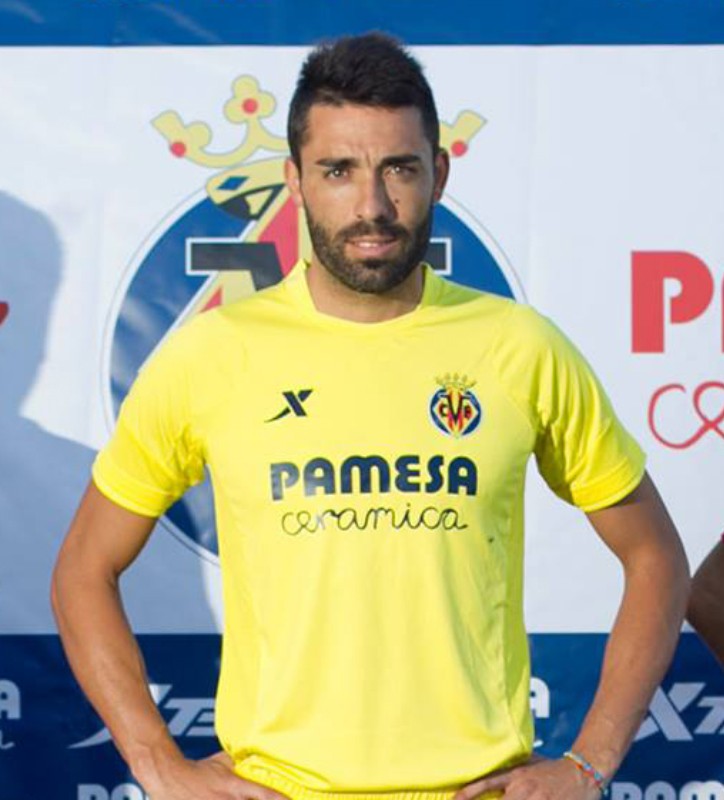 Villarreal CF 2014-15 Home Kit