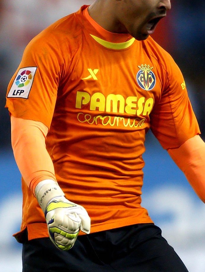 Villarreal CF 2014-15 GK 2 Kit