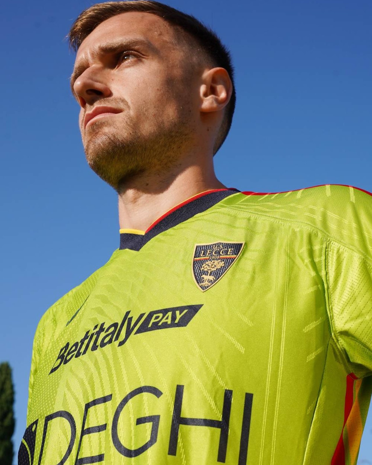 US Lecce 2024-25 GK 1 Kit