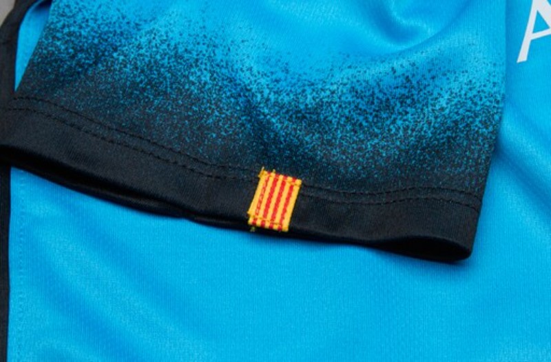 FC Barcelona 2015-16 Third Kit