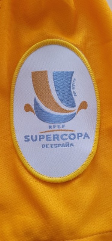 FC Barcelona 2015-16 Supercopa de España Away Kit