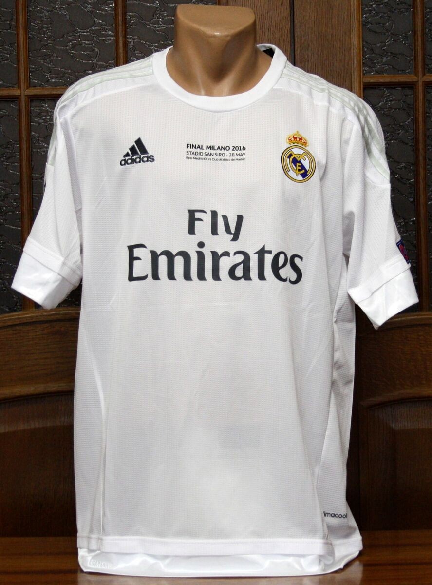 Real Madrid 2015-16 Champions League Final Kit