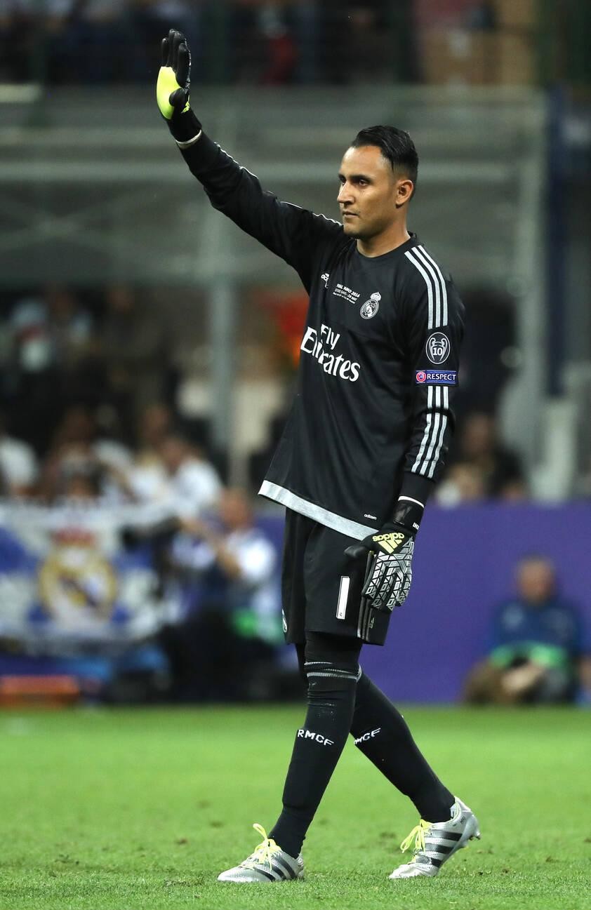 Real Madrid 2015-16 GK Champions League Final Kit