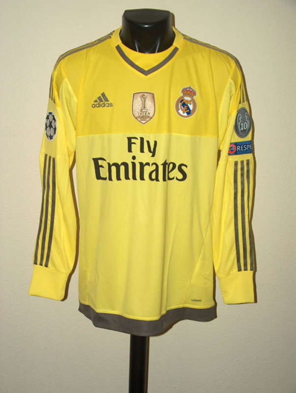 Real Madrid 2015-16 GK Third V2 Kit