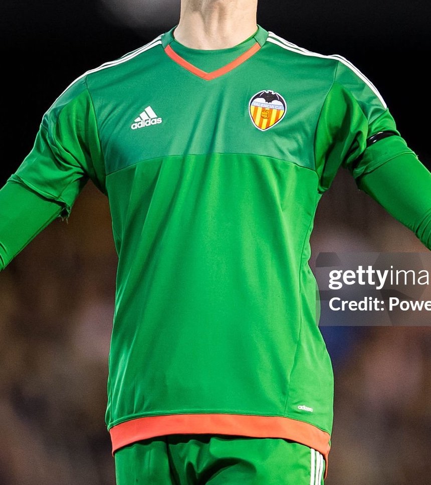 Valencia CF 2015-16 GK 2 Kit