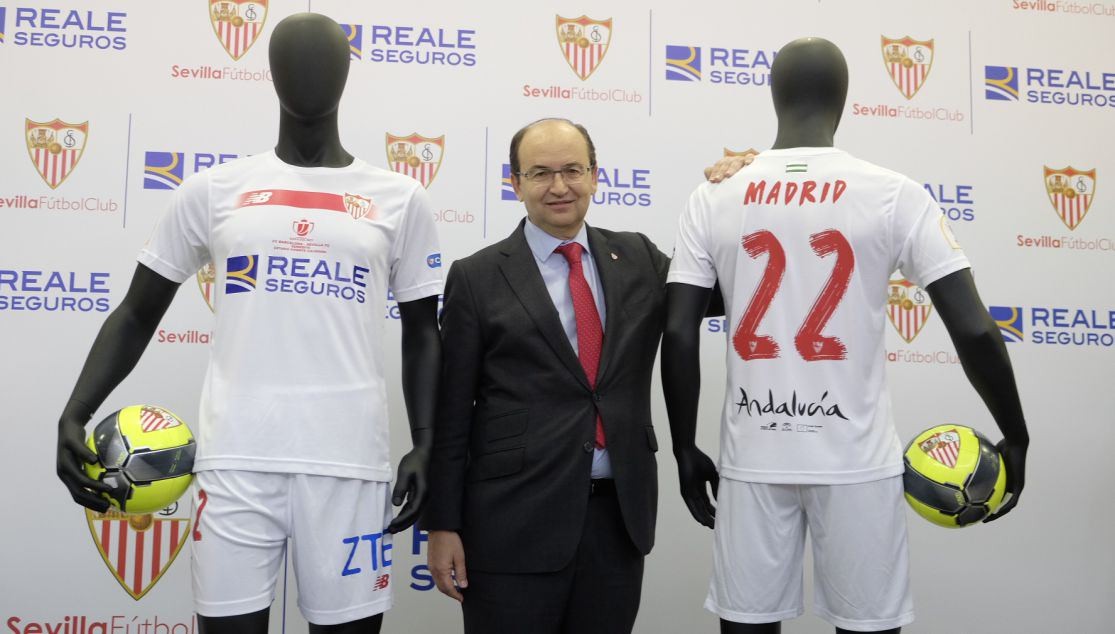 Sevilla FC 2015-16 Copa del Rey Final Kit