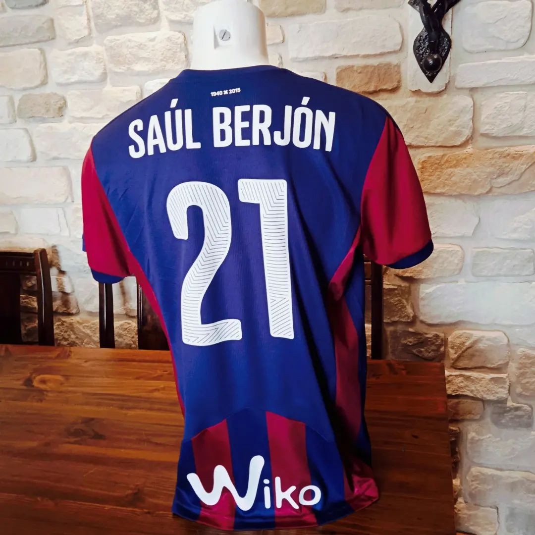 SD Eibar 2015-16 Home Kit