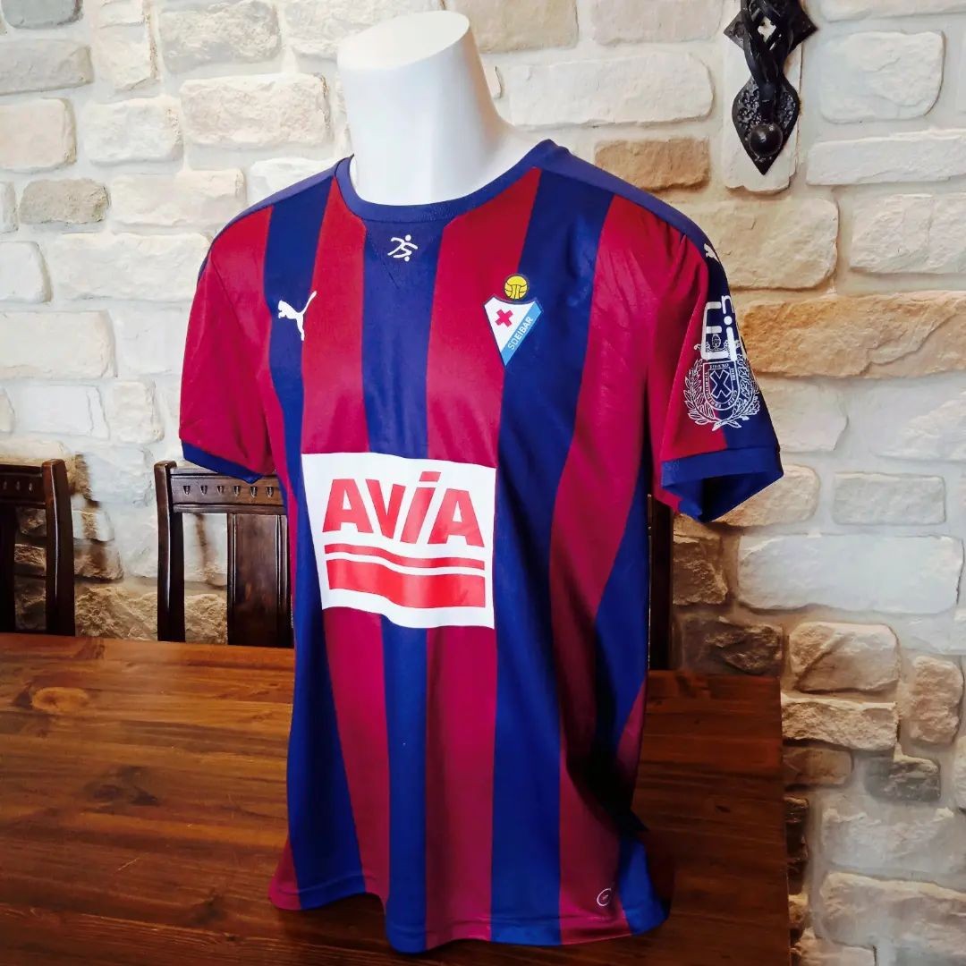 SD Eibar 2015-16 Home Kit