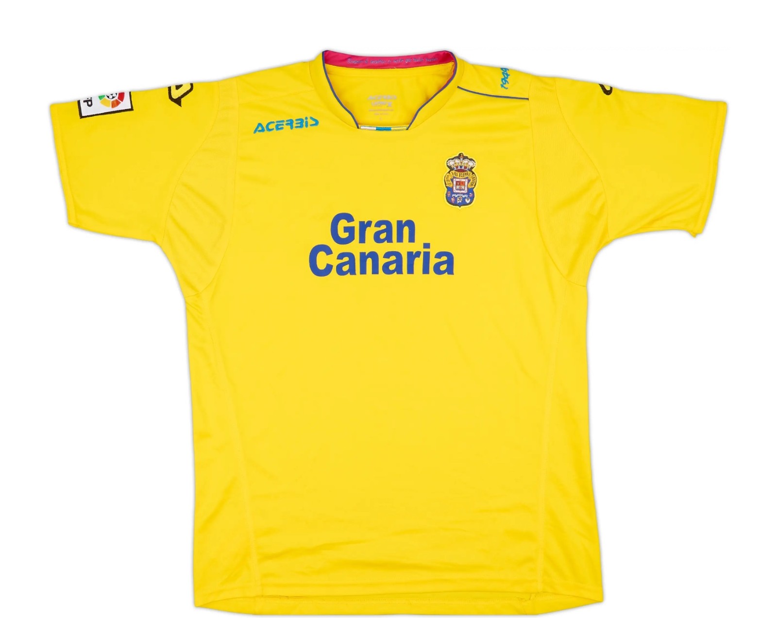 UD Las Palmas 2015-16 Home Kit