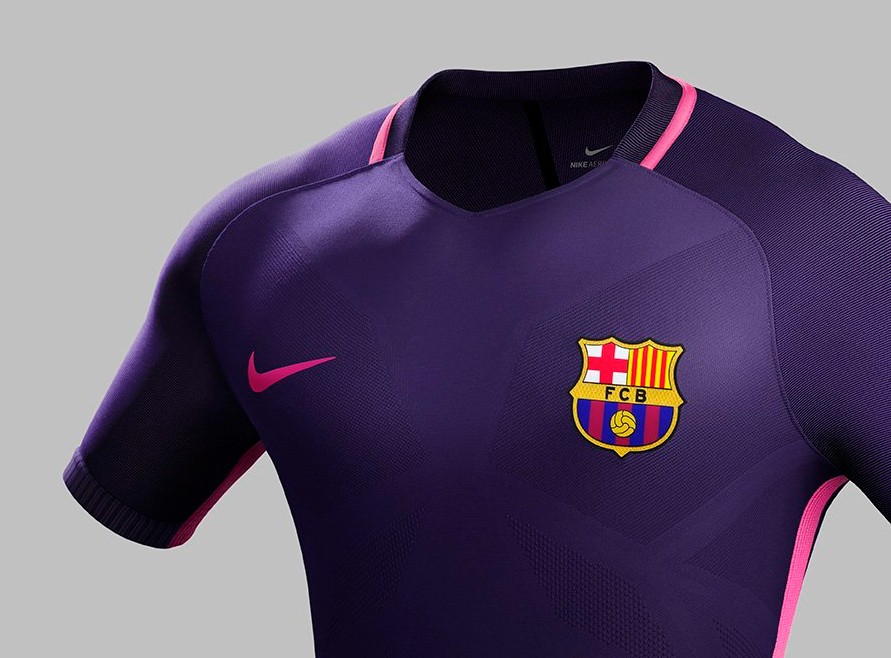 FC Barcelona 2016-17 Away Kit