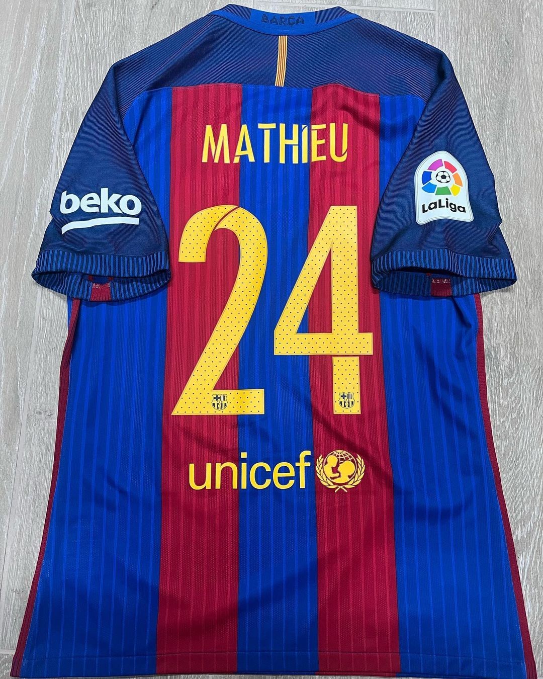 FC Barcelona 2016-17 Home V2 Kit