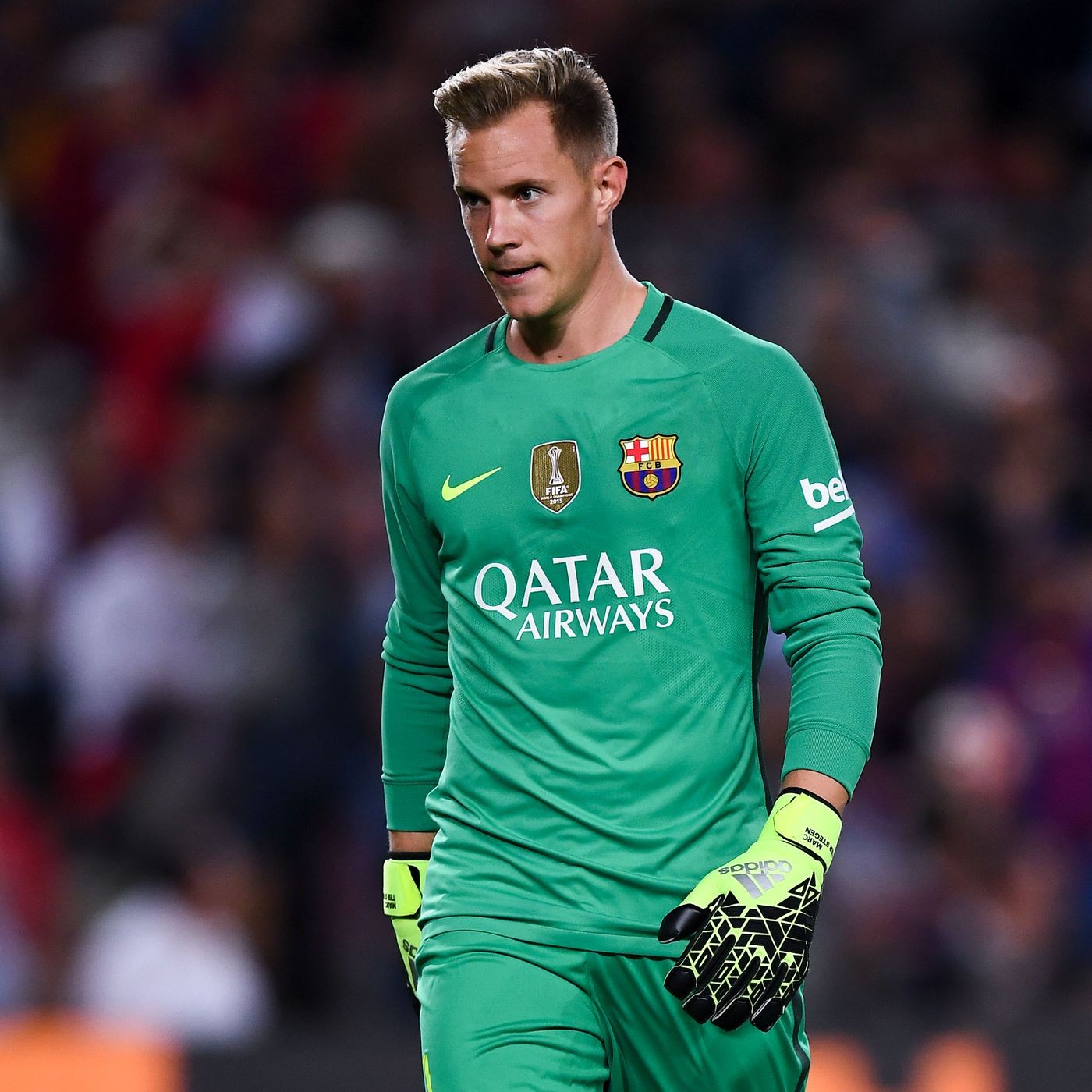 FC Barcelona 2016-17 GK Away V2 Kit