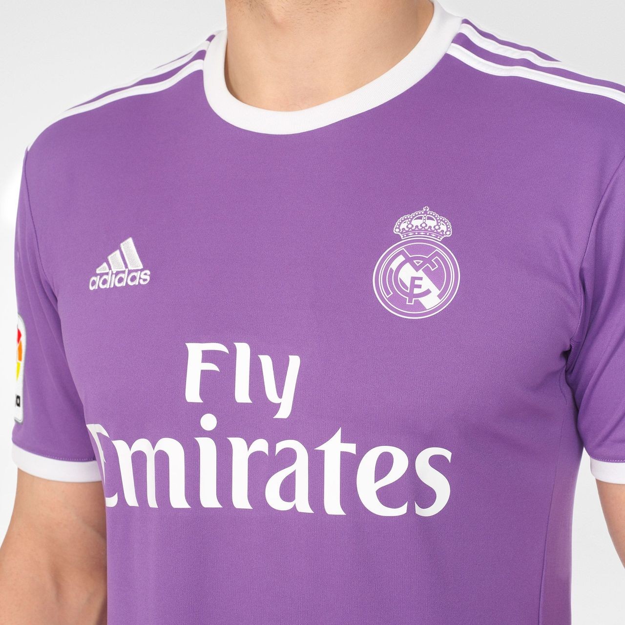 Real Madrid 2016-17 Away Kit