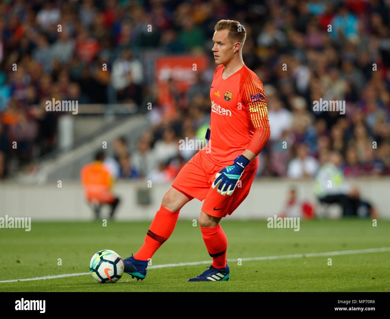 FC Barcelona 2017-18 GK Fifth Kit