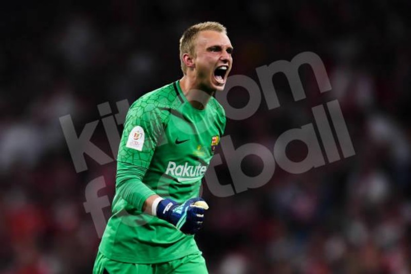 FC Barcelona 2017-18 Copa del Rey Final GK Kit