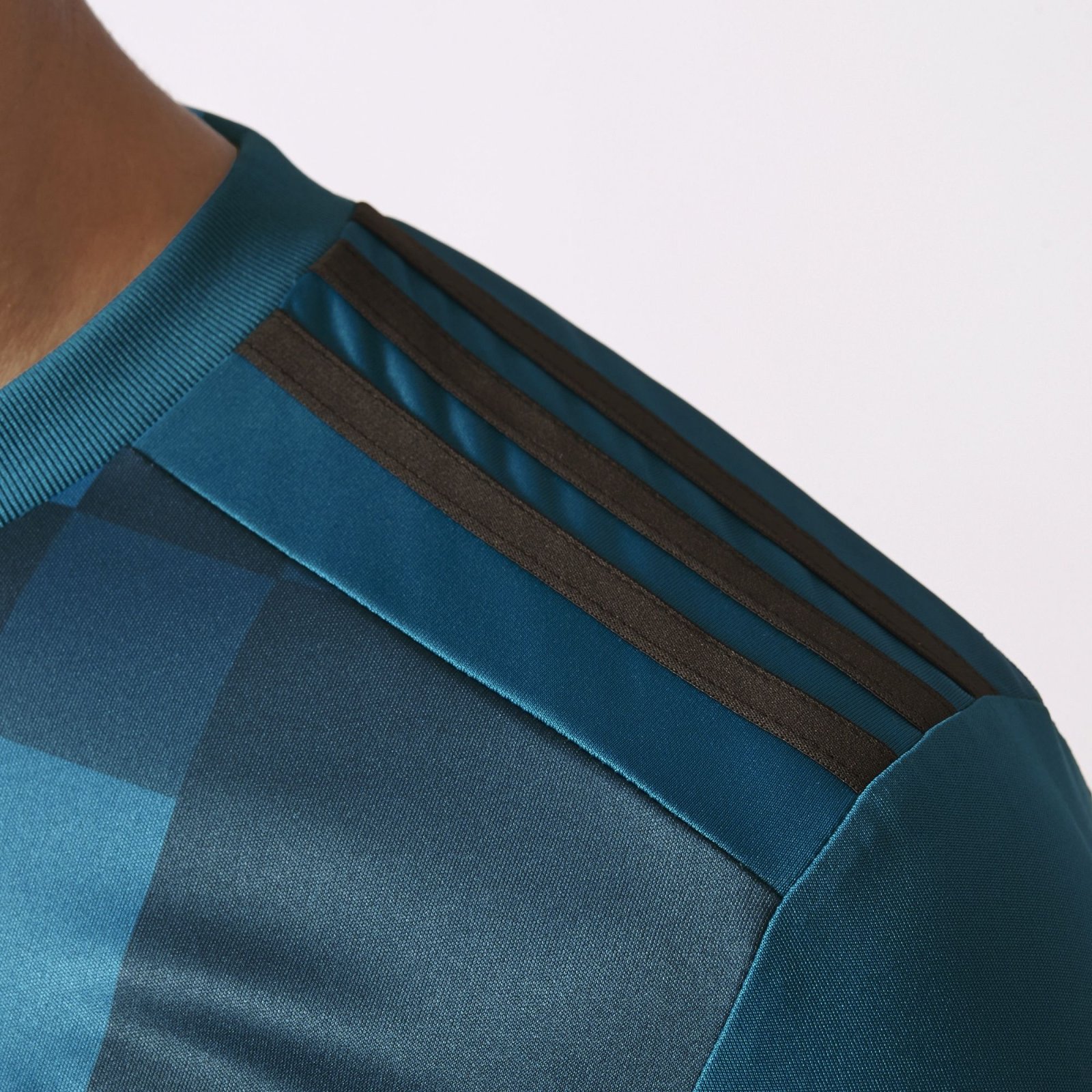 Real Madrid 2017-18 Third Kit