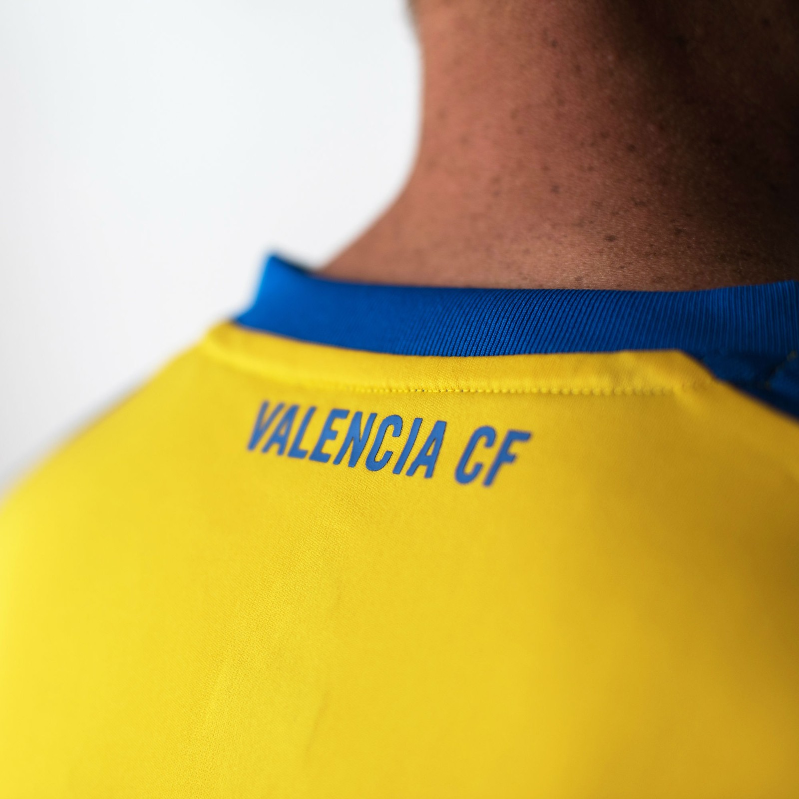 Valencia CF 2017-18 Away Kit