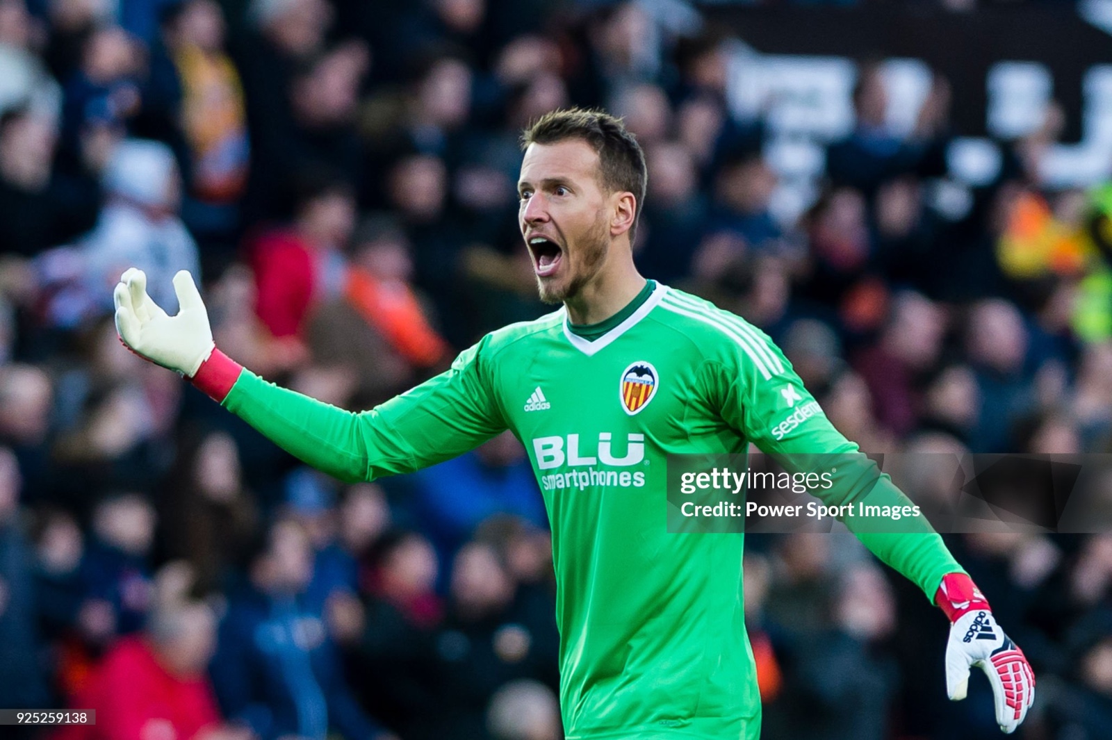 Valencia CF 2017-18 GK 2 Kit