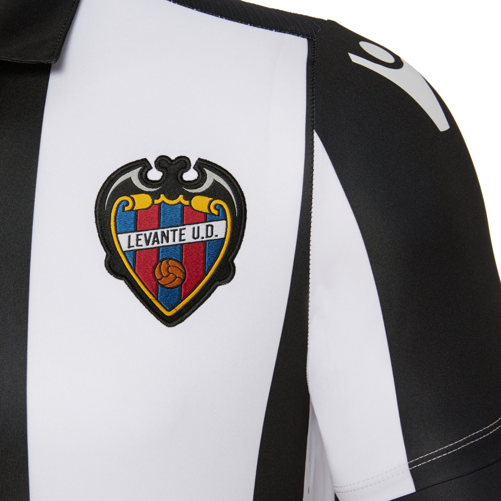 Levante UD 2017-18 Away Kit