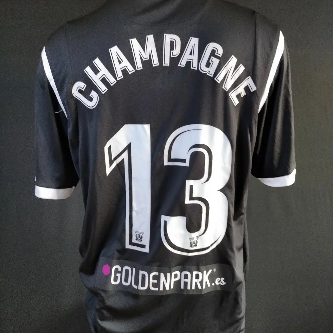 CD Leganés 2017-18 GK Kit