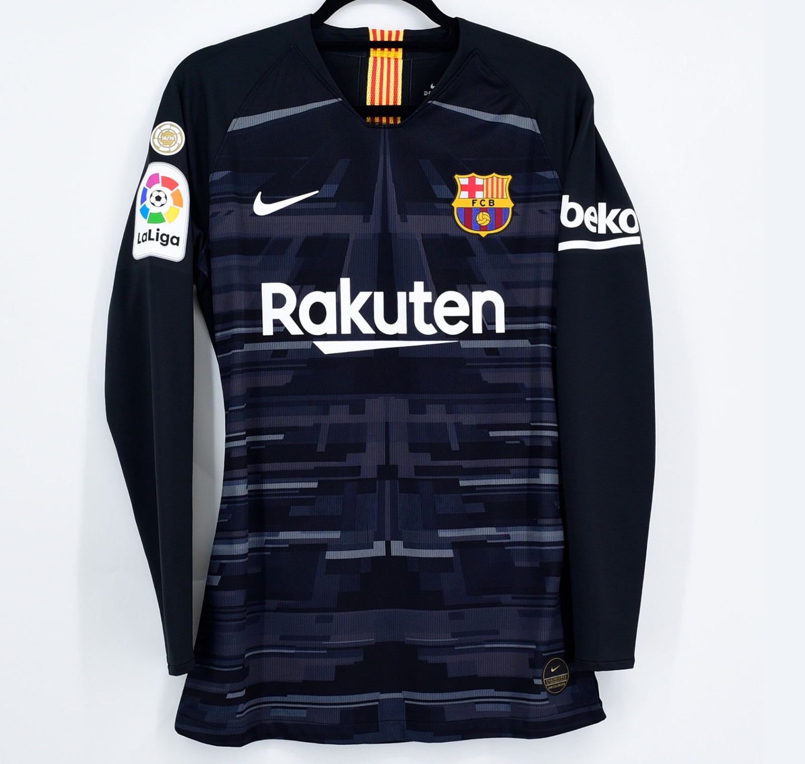 FC Barcelona 2019-20 GK Away Kit