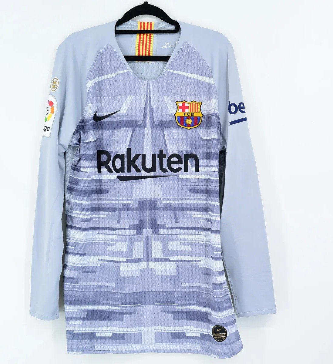 FC Barcelona 2019-20 GK Third Kit