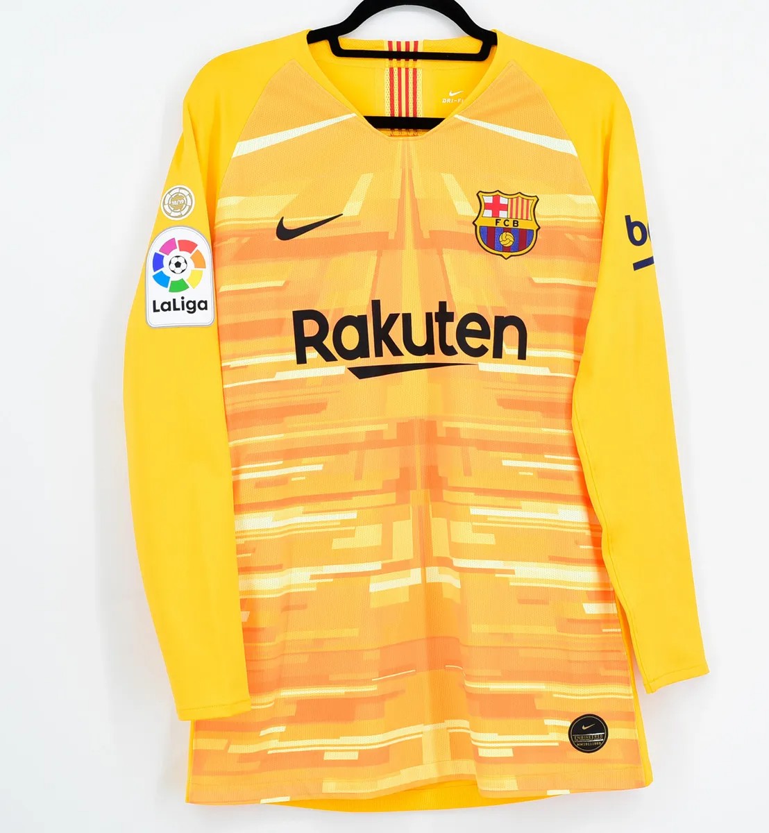 FC Barcelona 2019-20 GK Fourth Kit