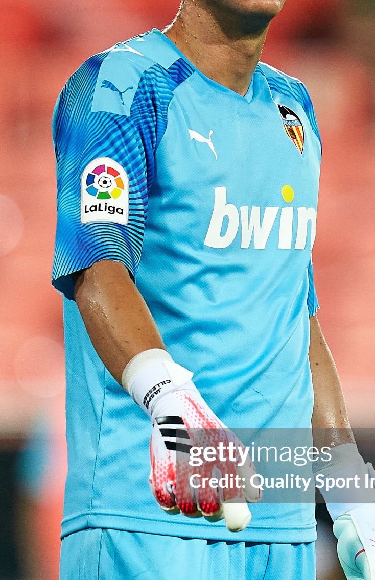 Valencia CF 2019-20 GK 2 Kit