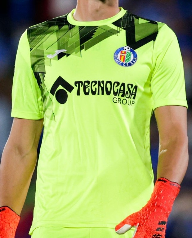 Getafe CF 2021-22 GK 1 Kit