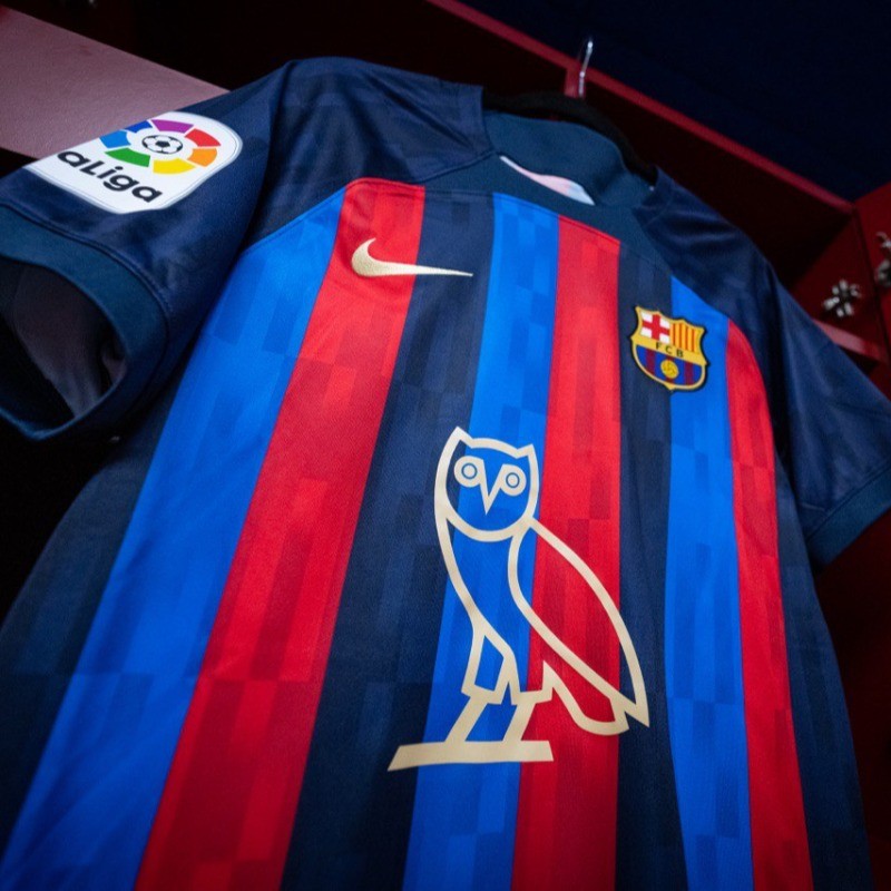 FC Barcelona 2022-23 El Clásico Kit