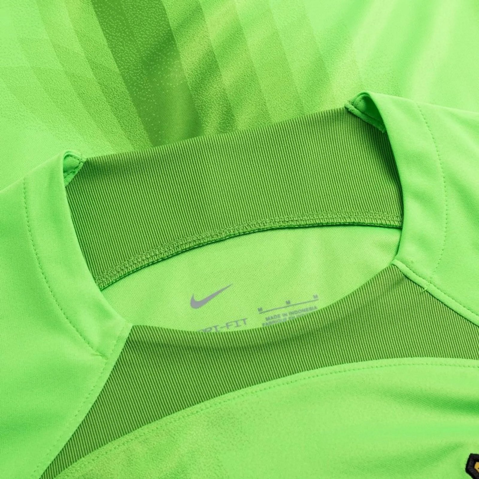 FC Barcelona 2022-23 GK 1 Kit