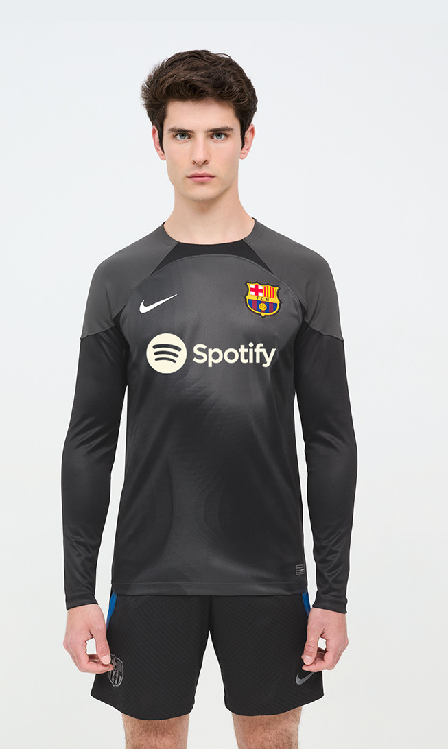 FC Barcelona 2022-23 GK 2 Kit