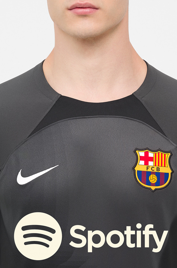 FC Barcelona 2022-23 GK 2 Kit