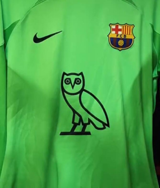 FC Barcelona 2022-23 GK Clásico Kit
