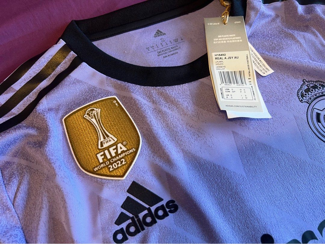 Real Madrid 2022-23 Away V2 Kit