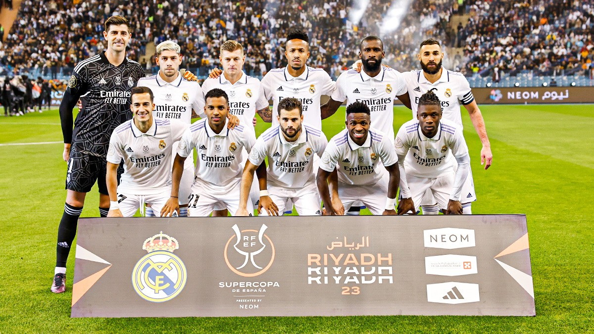 Real Madrid 2022-23 Supercopa de España GK Kit