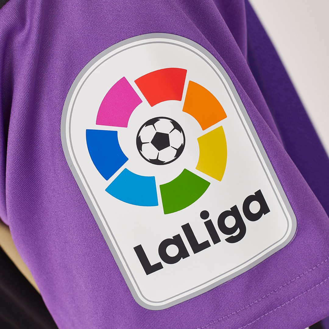 Real Valladolid 2022-23 Away Kit
