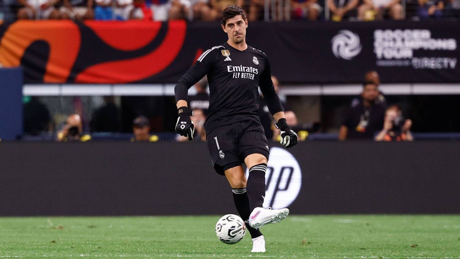 Real Madrid 2023-24 GK Away Kit