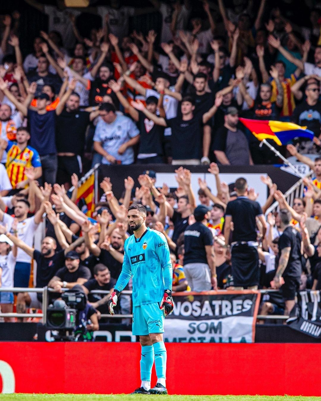 Valencia CF 2023-24 GK 6 Kit