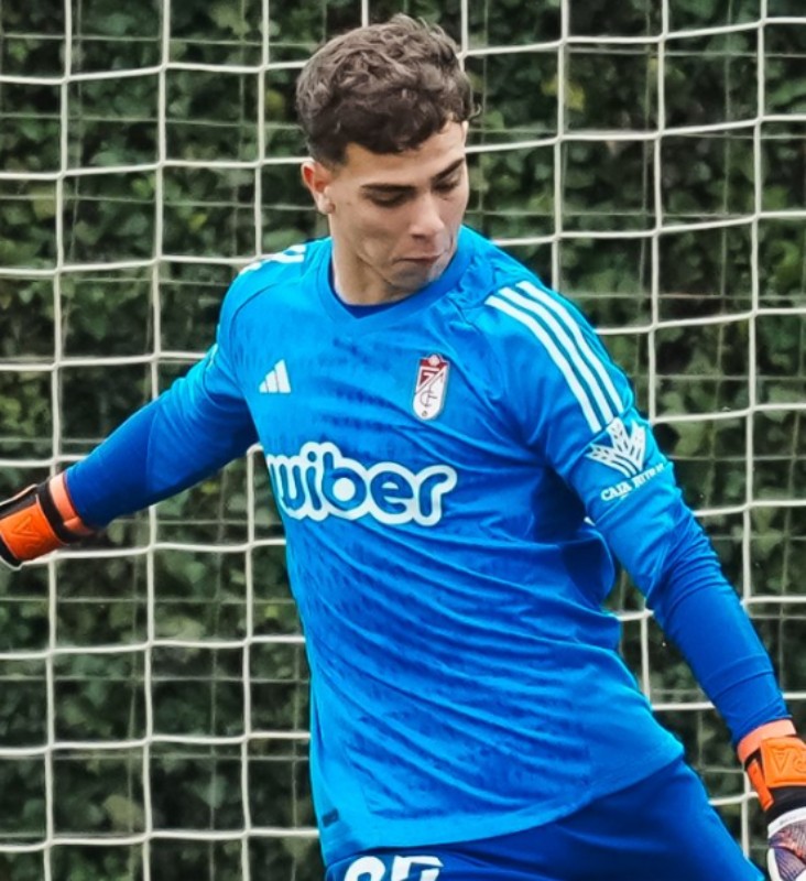 Granada CF 2023-24 GK 4 Kit