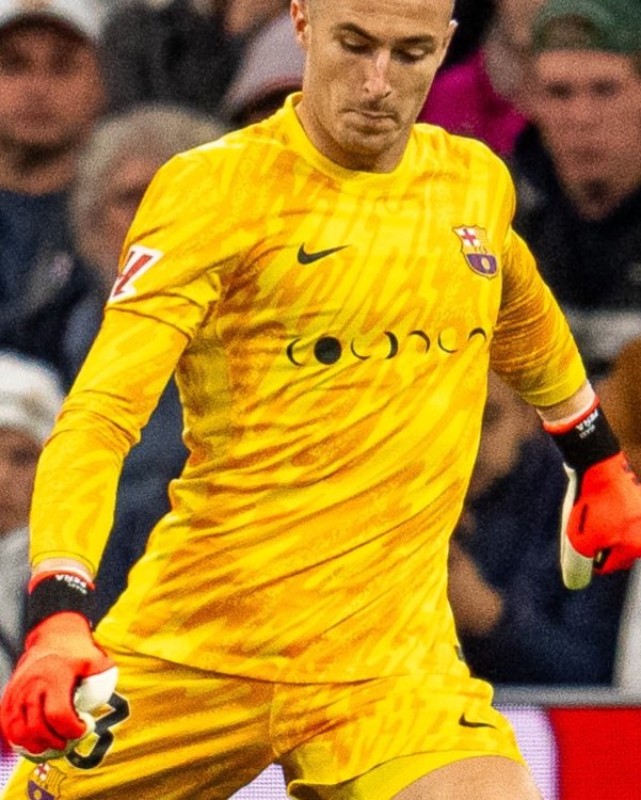 FC Barcelona 2024-25 GK Clásico Kit