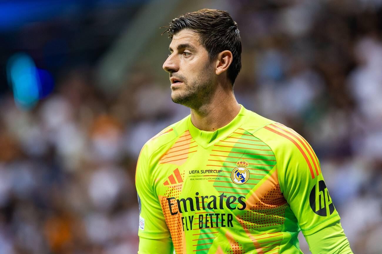 Real Madrid 2024-25 UEFA Super Cup GK Kit