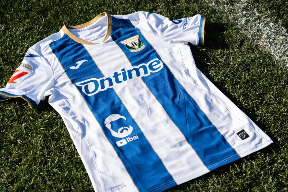 CD Leganés 2024-25 Copa del Rey Home Kit