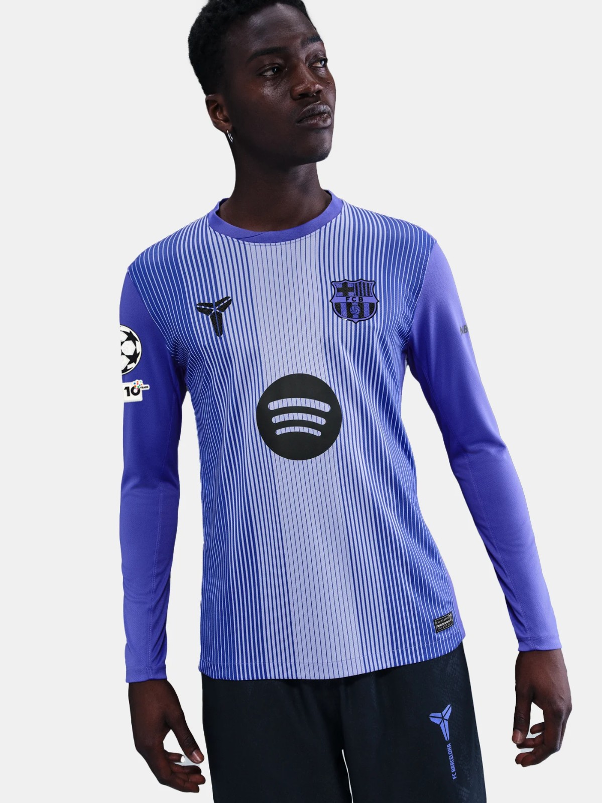 FC Barcelona 2025-26 GK 2 Kit