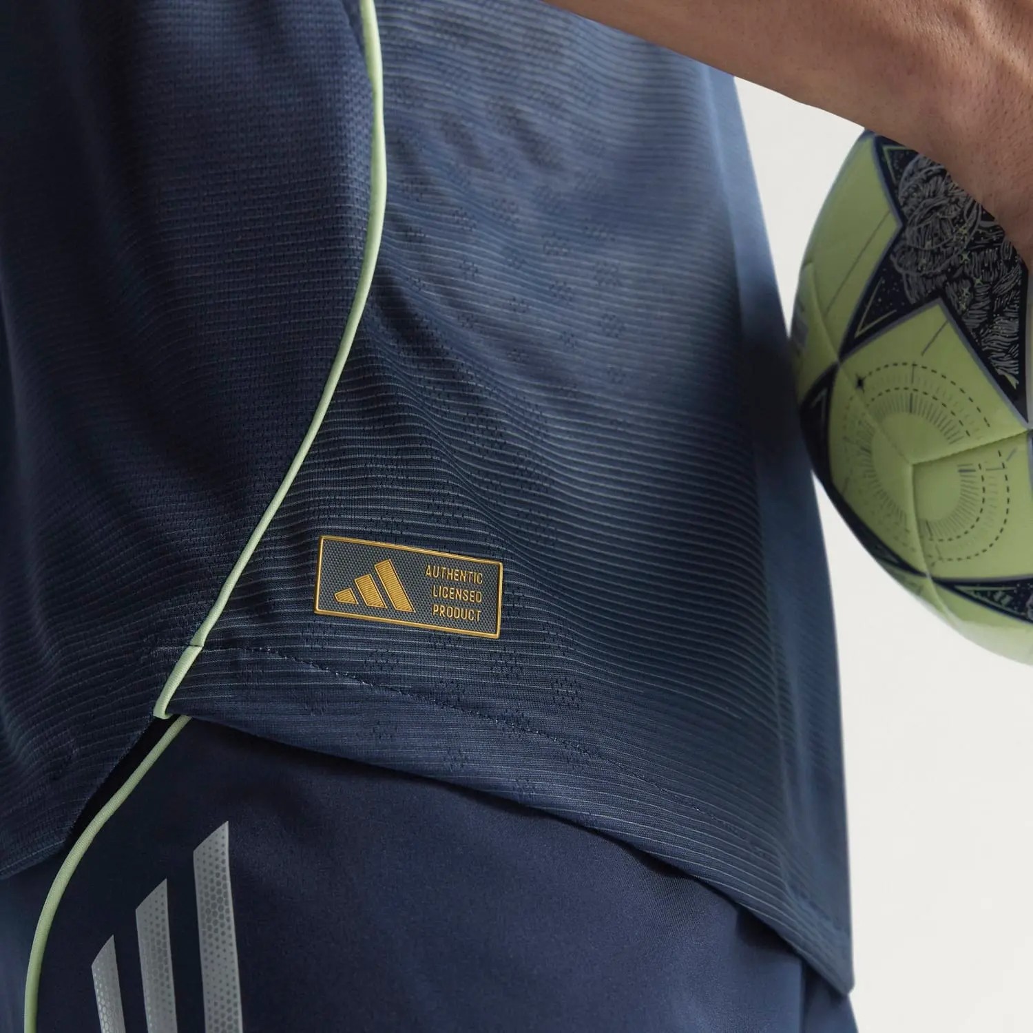 Real Madrid 2025-26 Away Kit