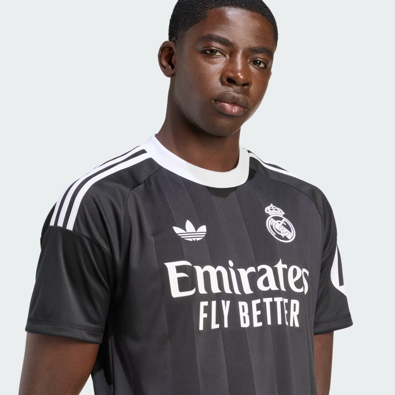 Real Madrid 2025-26 GK 4 Kit